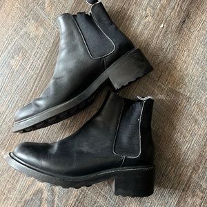 Heeled ankle boots
